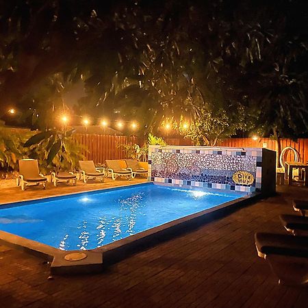 The Dive Hut - Boutique Apartments Playa Eksteriør bilde